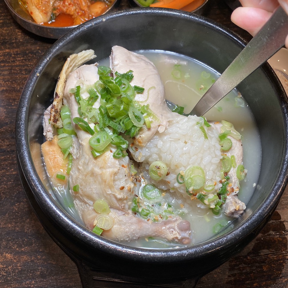 Young Yang Samgye Tang (Chicken Soup, Korea Ginseng) at Buil Samgye Tang on #foodmento http://foodmento.com/place/12704
