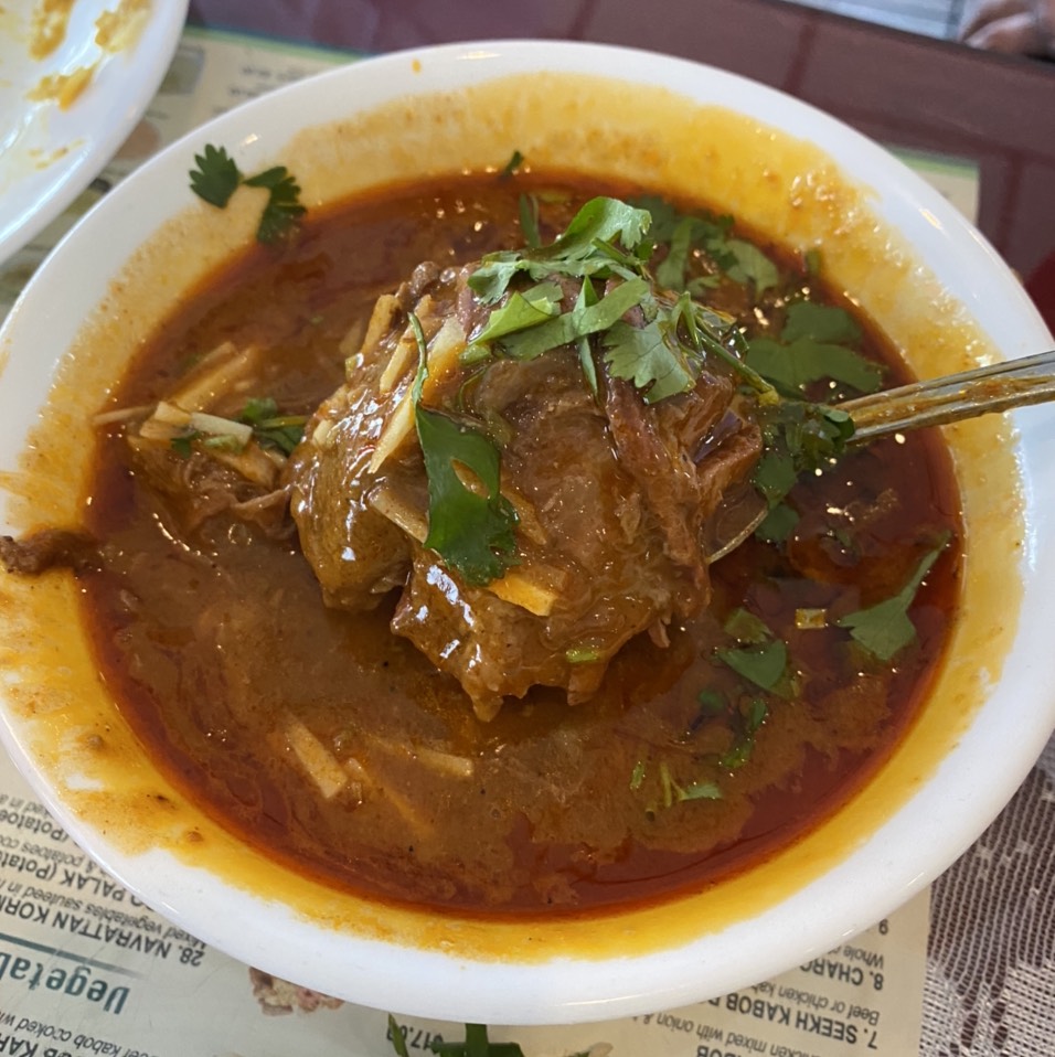 Nehari (Spicy Beef Curry) at Al-Watan Halal Tandoori on #foodmento http://foodmento.com/place/12740