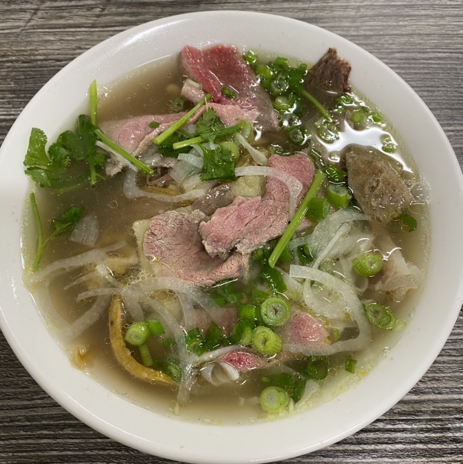 Pho Dac Biet from Pho Saigon Republic (formerly Pho Hoa) on #foodmento http://foodmento.com/dish/49420
