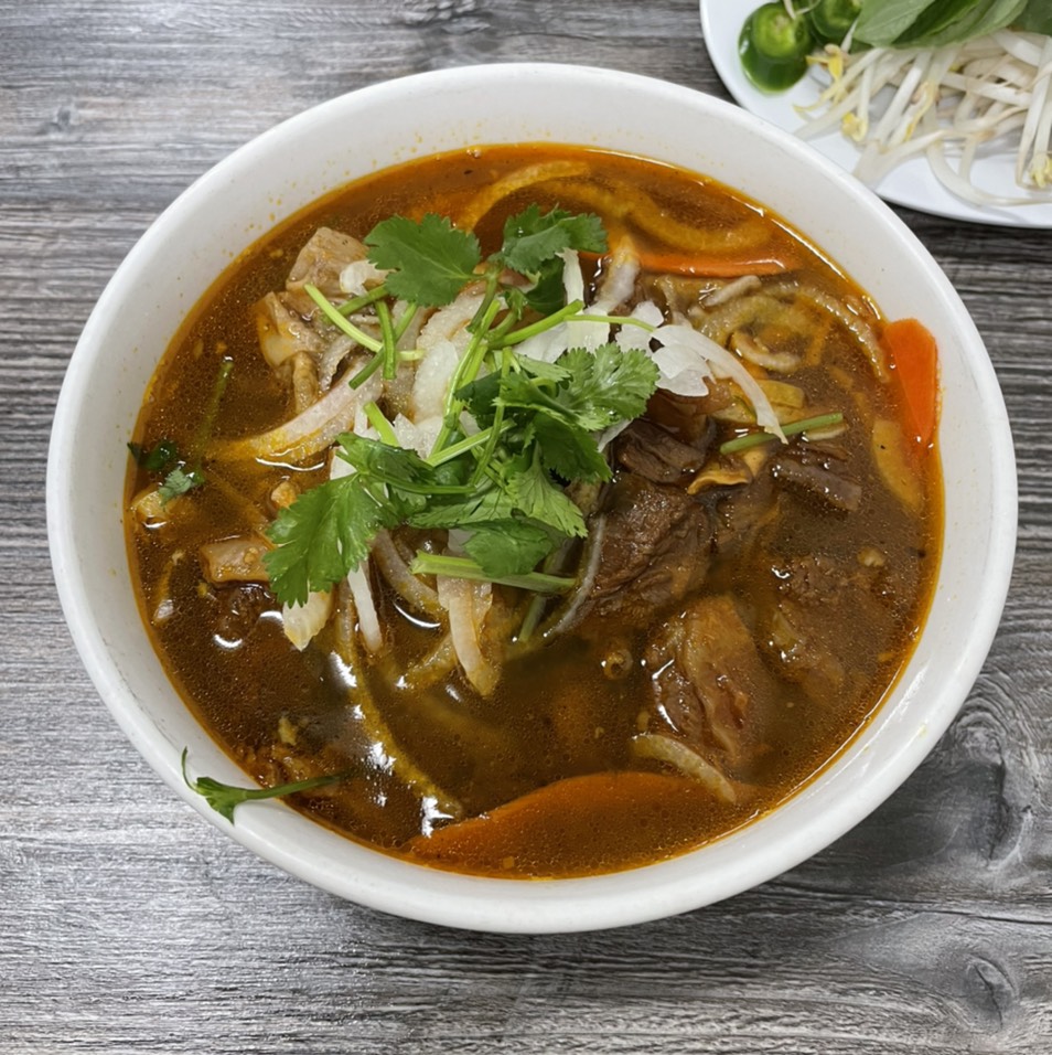 Bo Kho (Beef Stew) Noodle Soup from Pho Saigon Republic (formerly Pho Hoa) on #foodmento http://foodmento.com/dish/53130