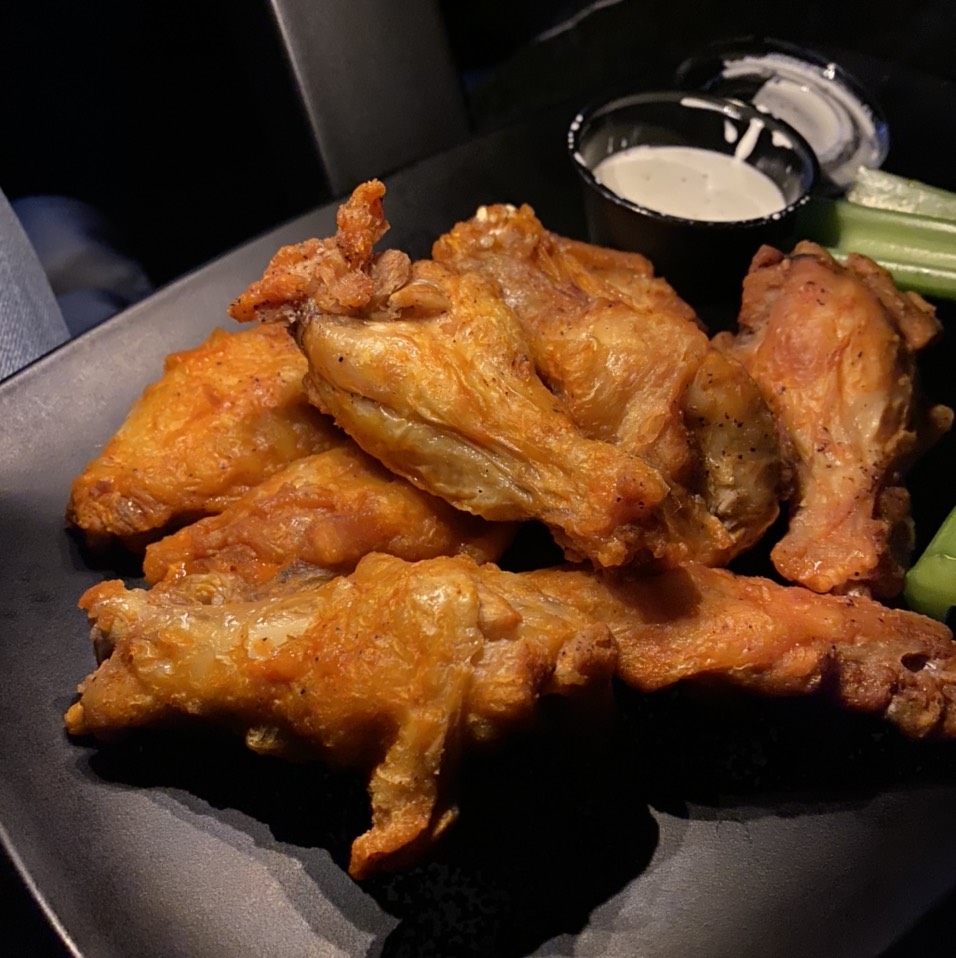 Hot Wings on #foodmento http://foodmento.com/dish/49465