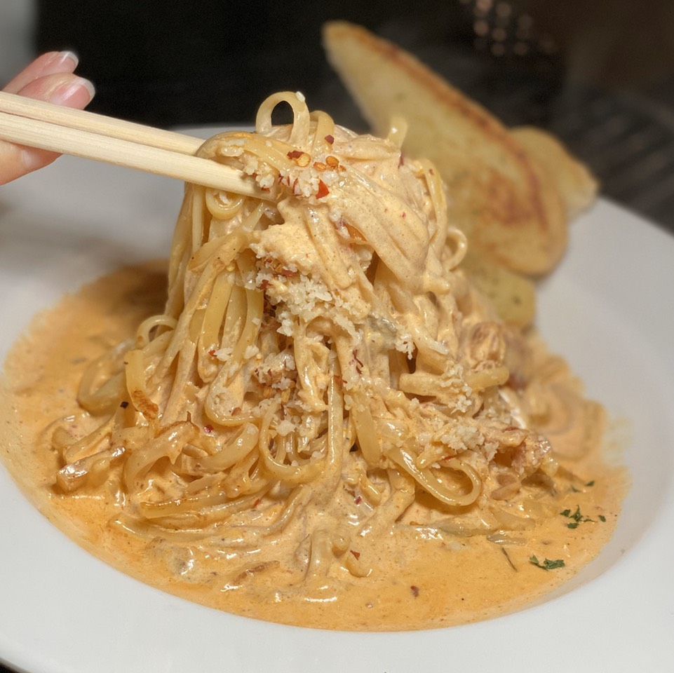Kimchi Bacon Pasta $15 on #foodmento http://foodmento.com/dish/49830