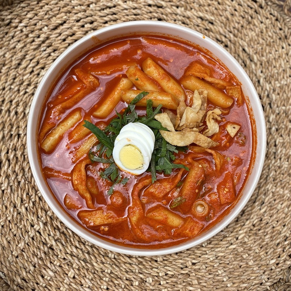 Tteok-bokki (Rice Cakes In Spicy Sauce) at CHD on #foodmento http://foodmento.com/place/12857