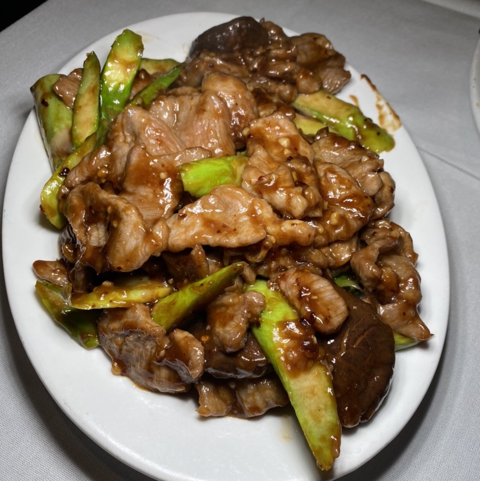 Yang Chow Lamb at Yang Chow Restaurant on #foodmento http://foodmento.com/place/12861
