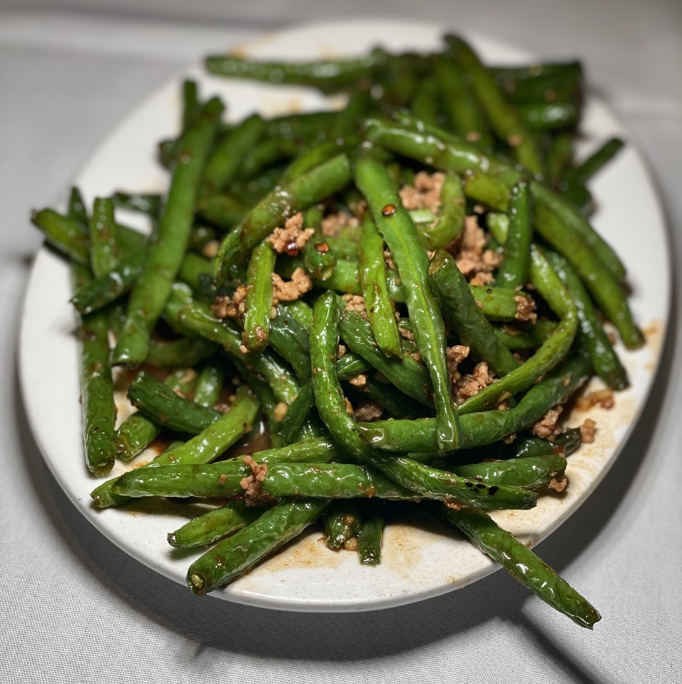 Dry Sauteed String Beans With Minced Meat from Yang Chow Restaurant on #foodmento http://foodmento.com/dish/49882