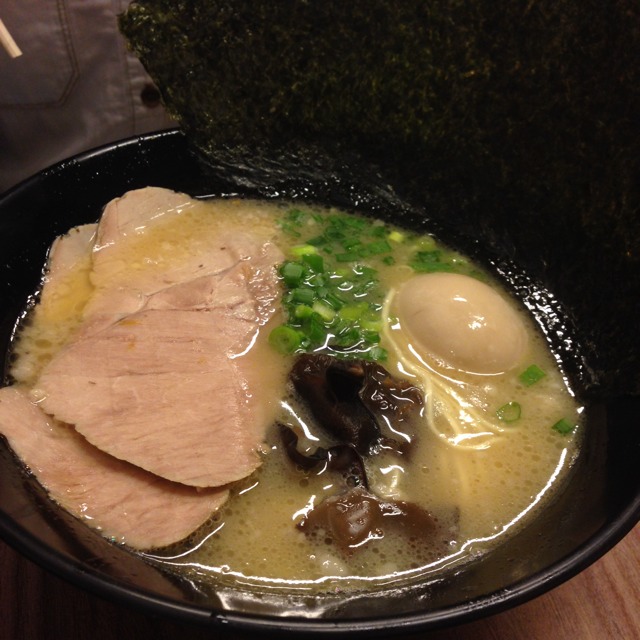 Tonkotsu Ramen Special (All Toppings) from Ramen Keisuke Tonkotsu King on #foodmento http://foodmento.com/dish/6297