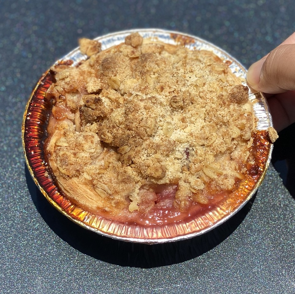 Cherry Crumble Pie from Fat & Flour on #foodmento http://foodmento.com/dish/50152