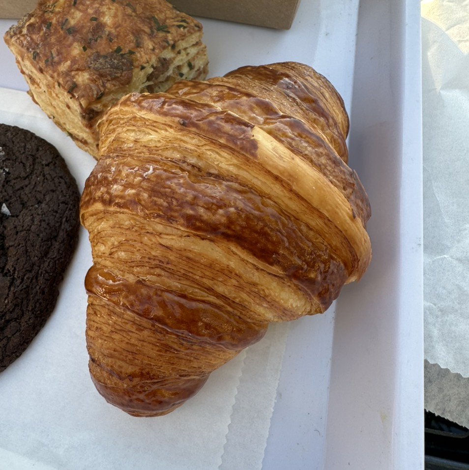 Croissant from Neighborhood on #foodmento http://foodmento.com/dish/54704