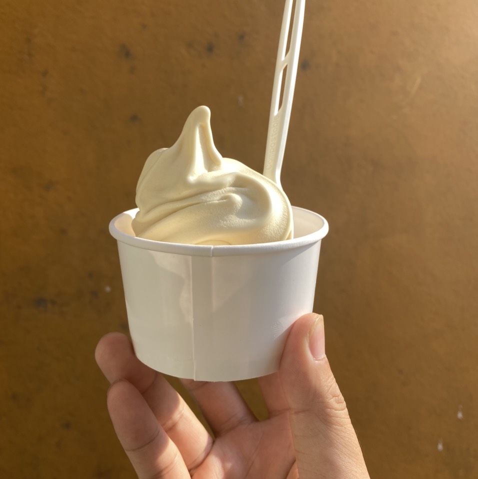 Corn Almond Soft Serve from Magpies Softserve on #foodmento http://foodmento.com/dish/50664