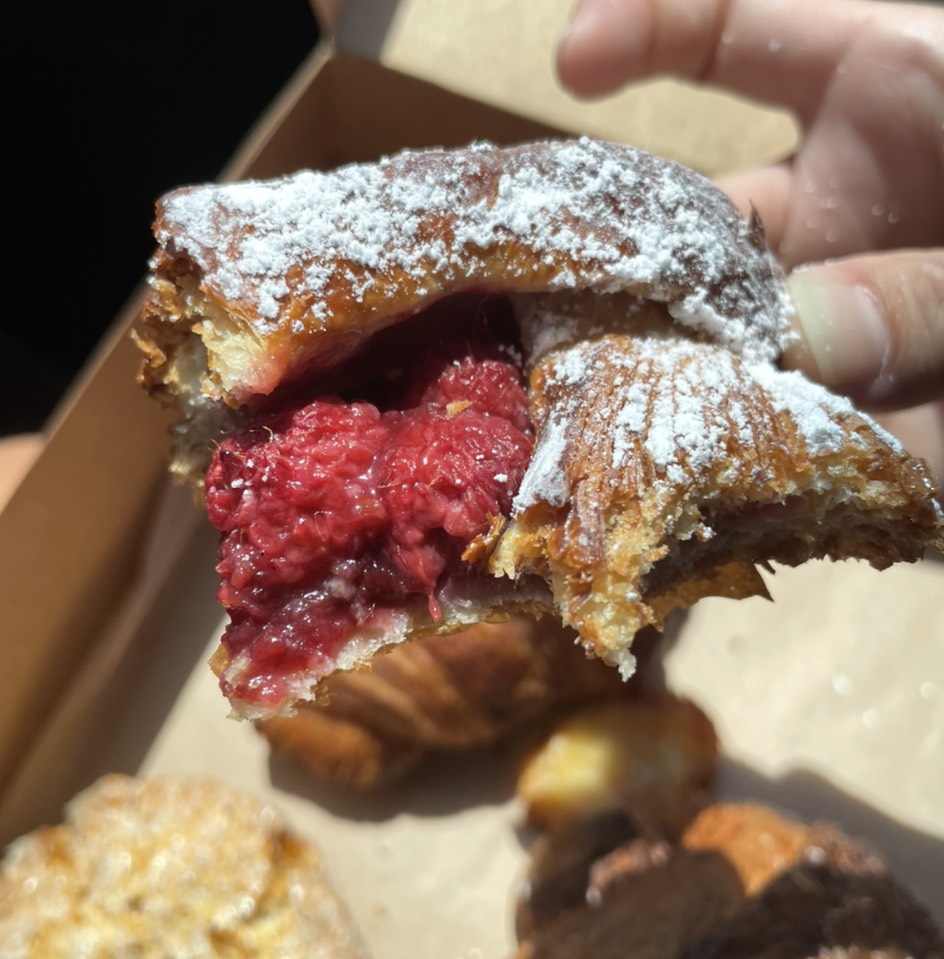 Raspberry Fairy Pastry $5.75 at Friends & Family on #foodmento http://foodmento.com/place/13020