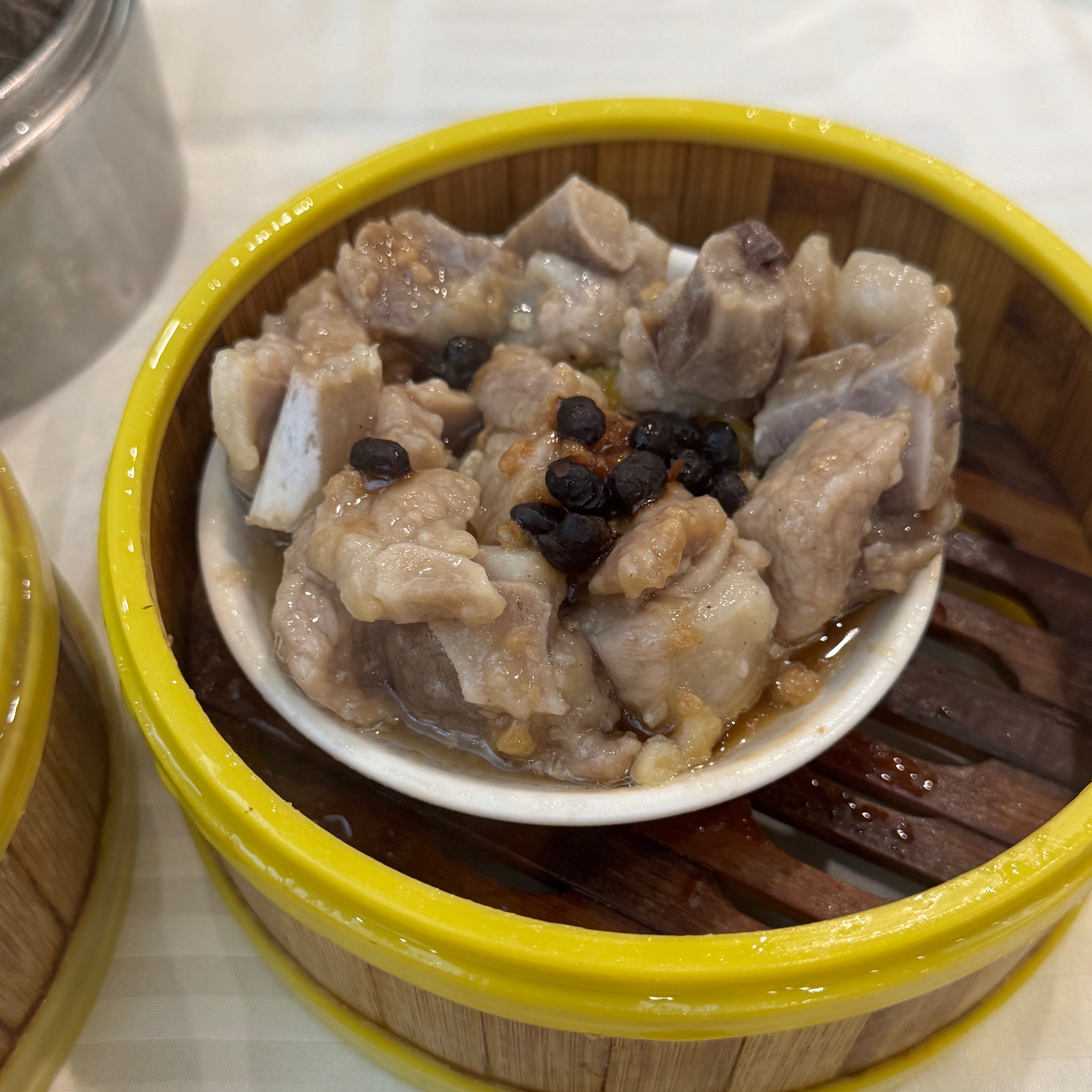 Pork Spare Rib, Black Bean Sauce $7 at NBC Seafood Restaurant on #foodmento http://foodmento.com/place/13076