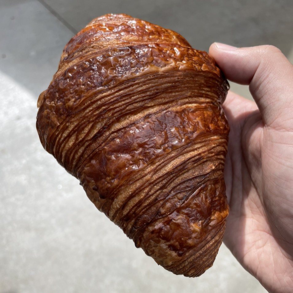 Plain Croissant $5.25 at Tartine Sycamore on #foodmento http://foodmento.com/place/13084