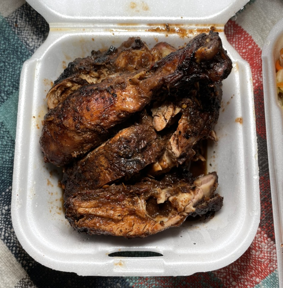 Jerk Chicken from Country Style Jamaican Restuarant on #foodmento http://foodmento.com/dish/50989