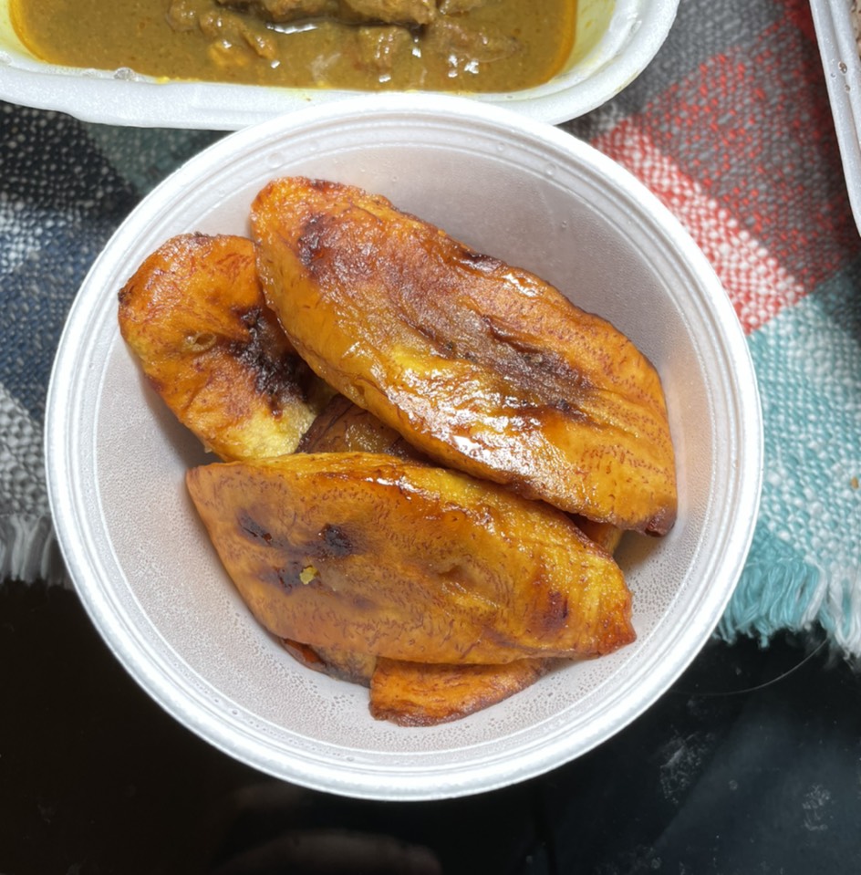 Fried Plantains at Country Style Jamaican Restuarant on #foodmento http://foodmento.com/place/13103
