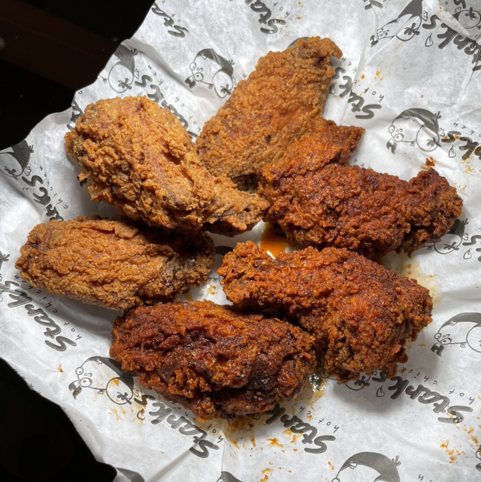 Wings (Hot Chicken Wings) $15 for 6 on #foodmento http://foodmento.com/dish/51205