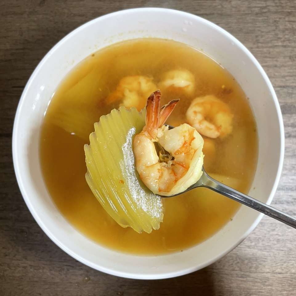 Tumeric Papaya With Shrimp on #foodmento http://foodmento.com/dish/51318