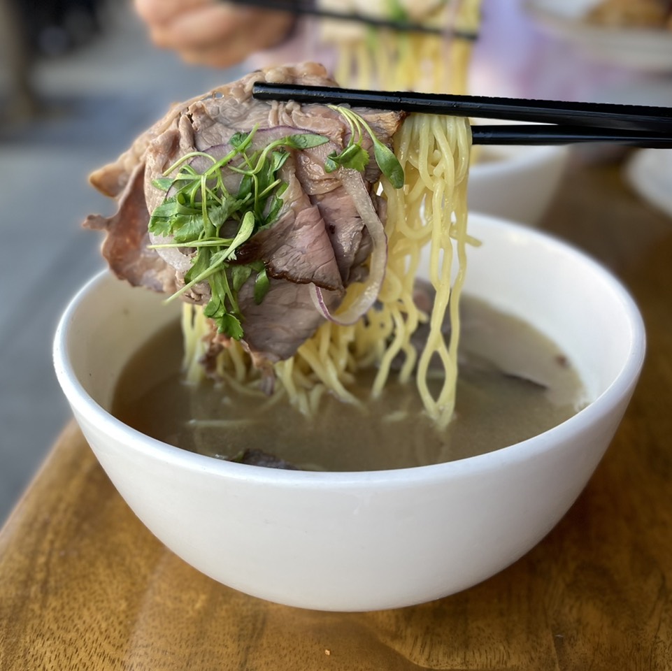 Bone Kettle Noodles & Broth With Prime Top Sirloin at Bone Kettle on #foodmento http://foodmento.com/place/13237