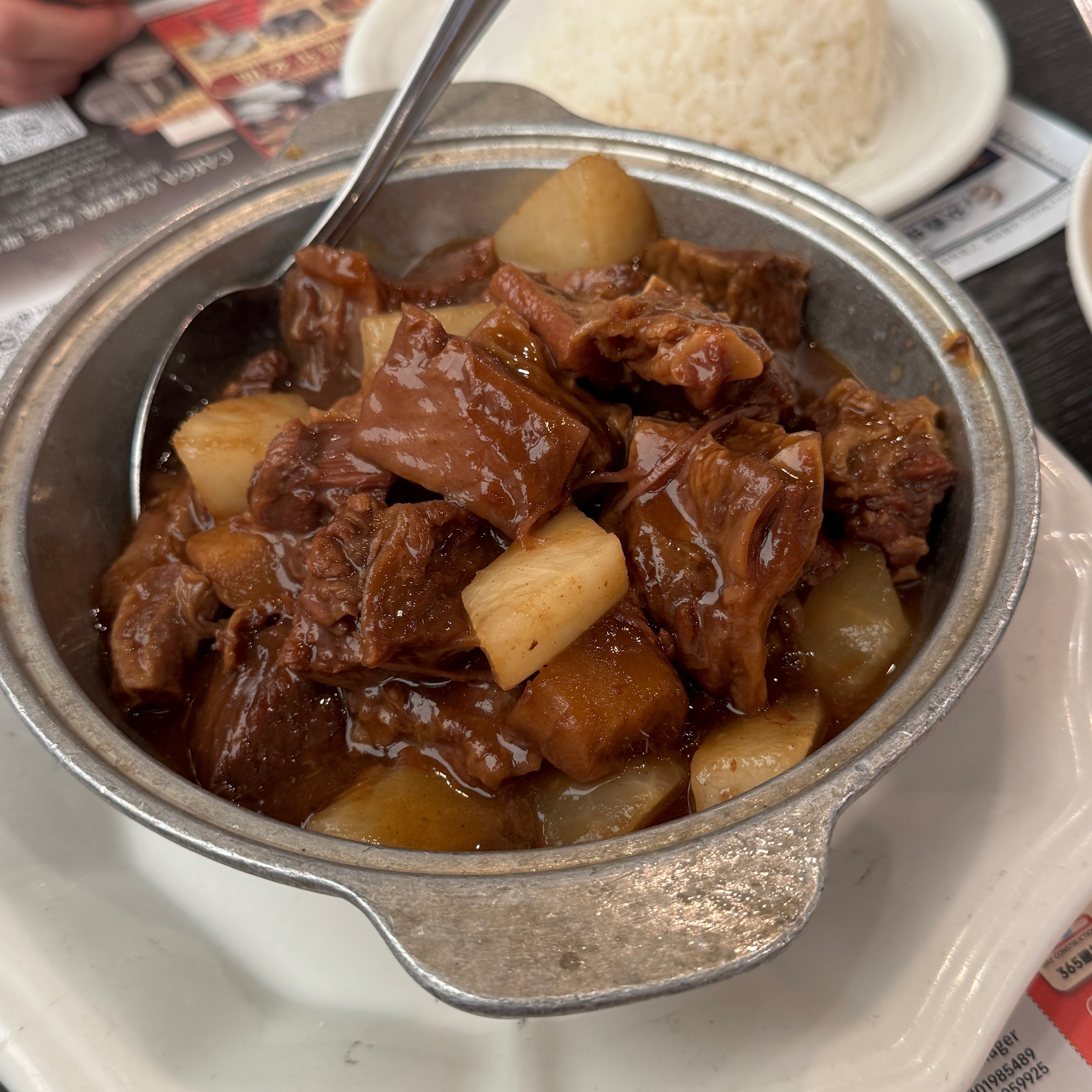 Stewed Beef Brisket With Turnip In Claypot $17 at Tam's Noodle House on #foodmento http://foodmento.com/place/13268