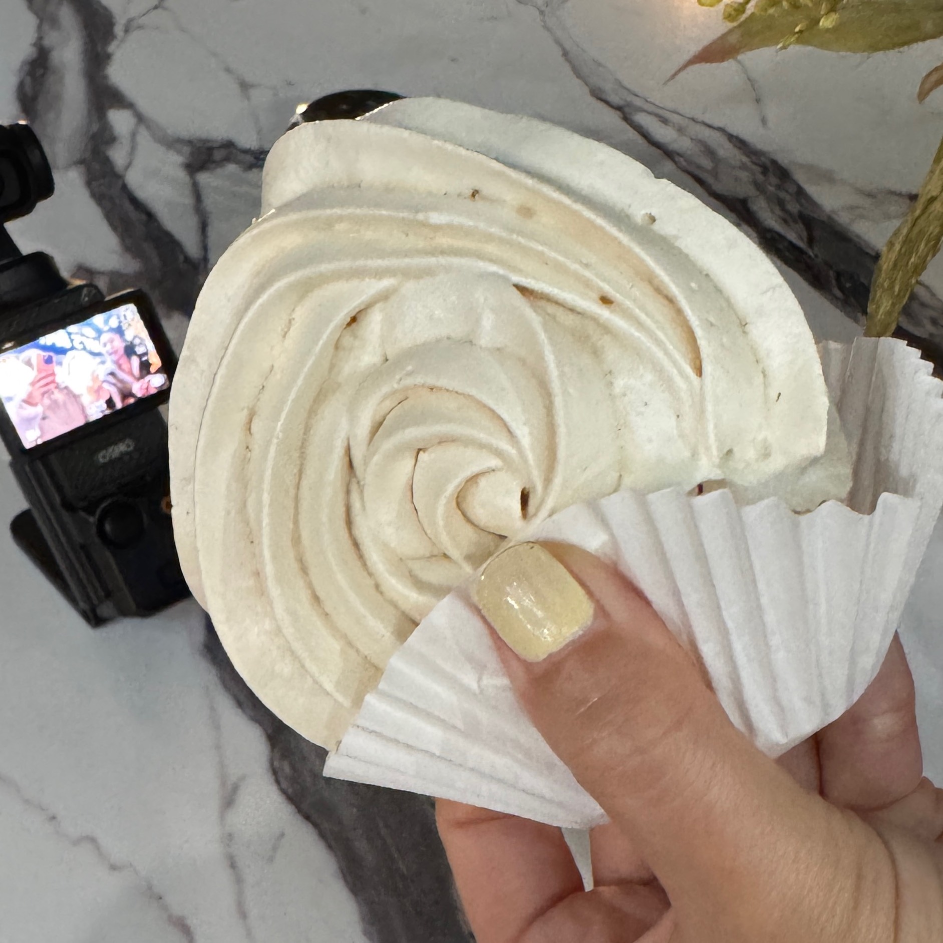 Meringue Cake $4 at Art's Bakery on #foodmento http://foodmento.com/place/13347