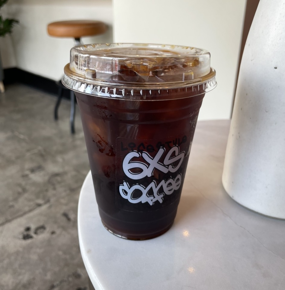 Cold Brew Iced Coffee (Canyon) $5.25 from 6xs Coffee on #foodmento http://foodmento.com/dish/51778