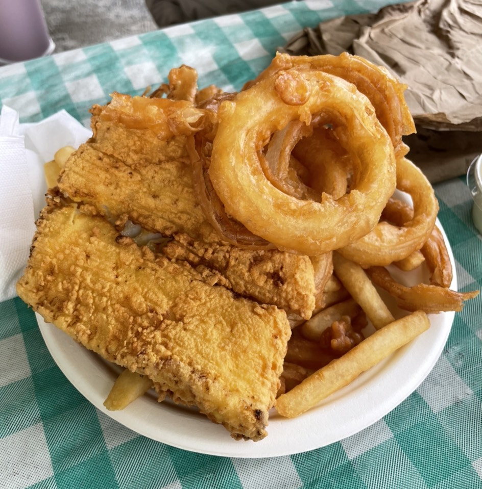 Fried Fish Plate (Onion Rings And Fries) from Woodman's of Essex on #foodmento http://foodmento.com/dish/52274
