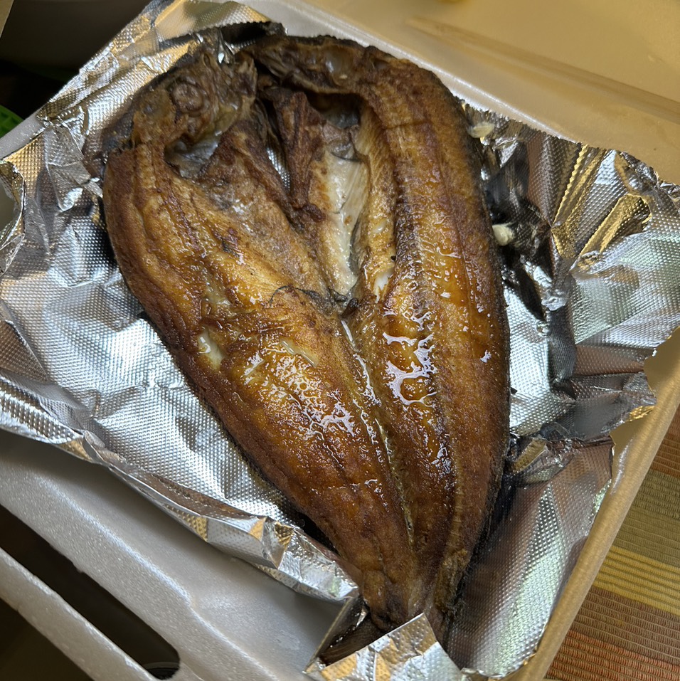 Grilled Atka Mackerel $18 from Mapo Kkak Du Gi (마포깍두기) on #foodmento http://foodmento.com/dish/55481