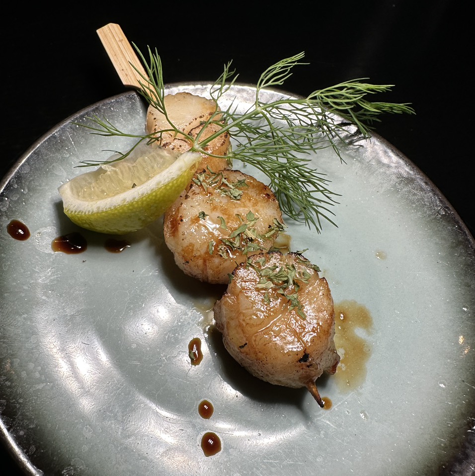Grilled Scallop With Butter $9 at Hasu Yakitori on #foodmento http://foodmento.com/place/13550