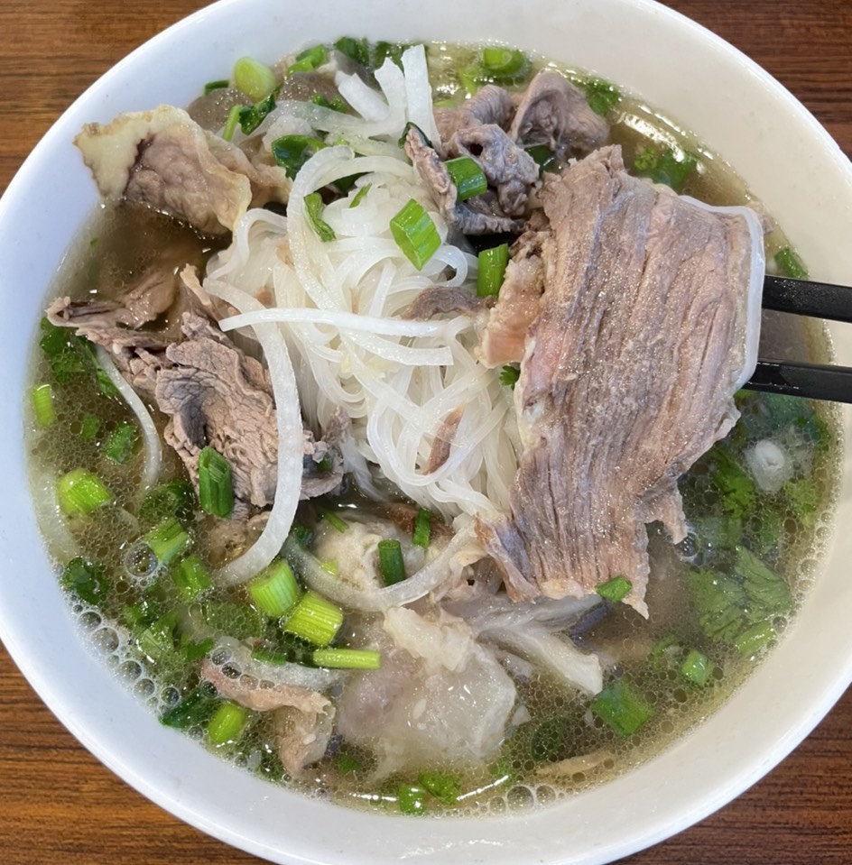 Pho Noodle Soup (Tai, Nam, Gan: Rib Eye, Brisket, Tendon) at Golden Delight on #foodmento http://foodmento.com/place/13596