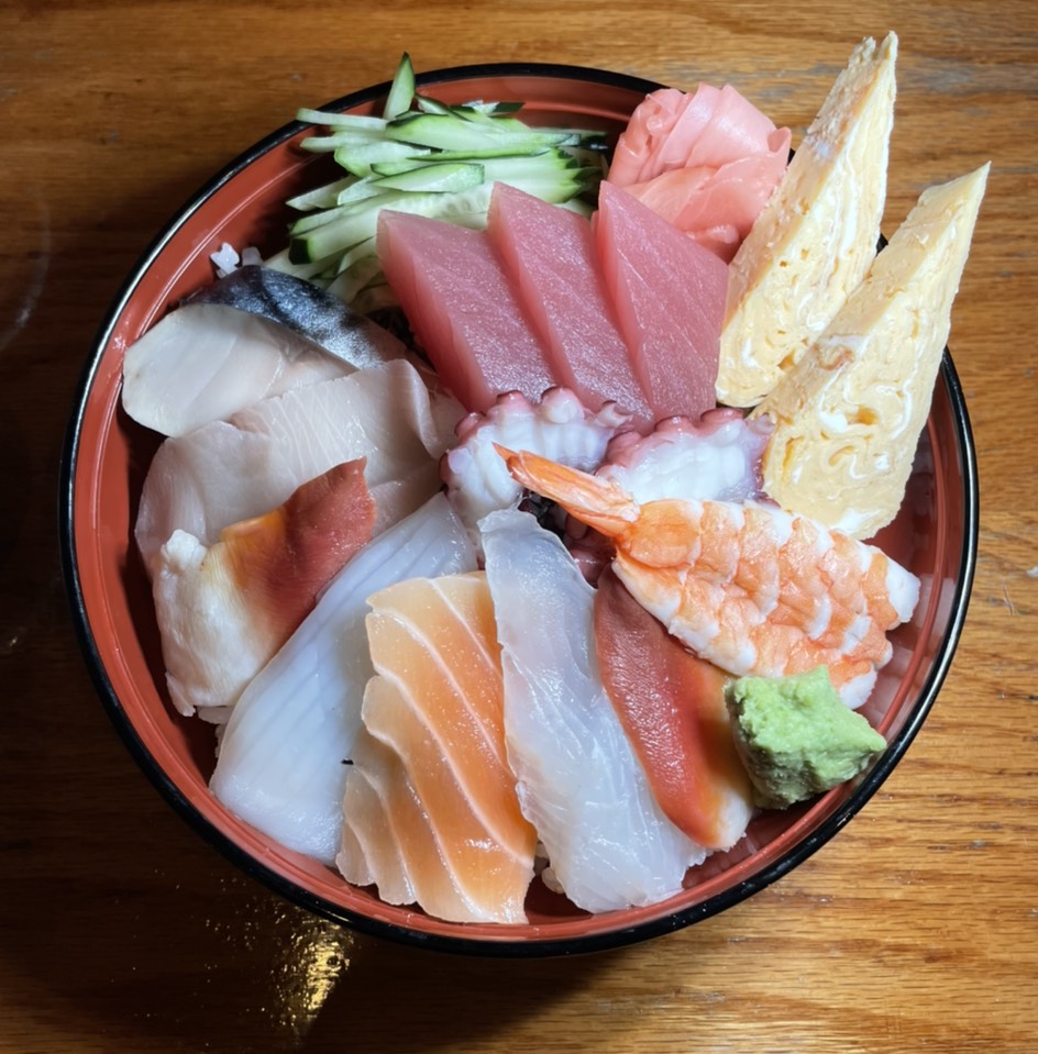 Chirashi Sushi at Fukuno Restaurant on #foodmento http://foodmento.com/place/13634