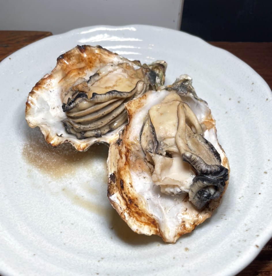 Yaki Kaki (Grilled Oyster) $9 at Fukuno Restaurant on #foodmento http://foodmento.com/place/13634