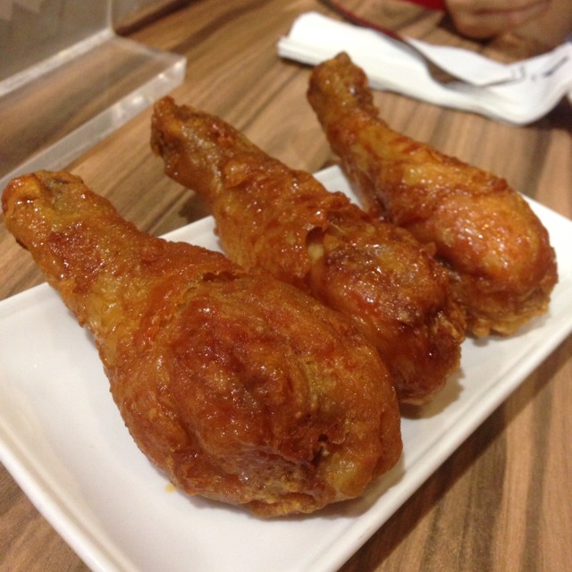 Soy Garlic Drumstick (Chicken Leg) at Bonchon Chicken on #foodmento http://foodmento.com/place/1365