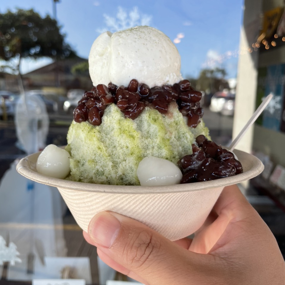 Uji Kintoki (Matcha, Red Bean, Mochi, Condensed Milk, Tahitian Ice Cream) at Uncle Clay's House of Pure Aloha on #foodmento http://foodmento.com/place/13678