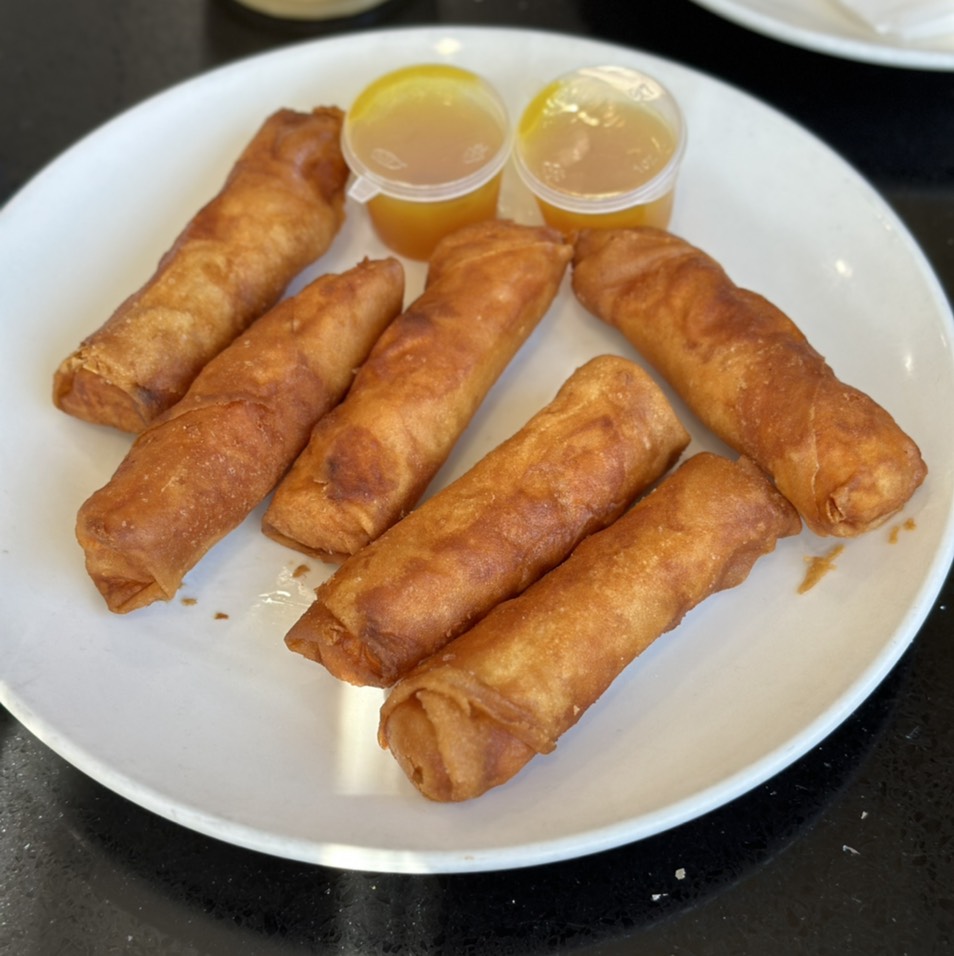 Crispy Shrimp Rolls $10.75 from Phoenix Inn Chinese Cuisine on #foodmento http://foodmento.com/dish/54974