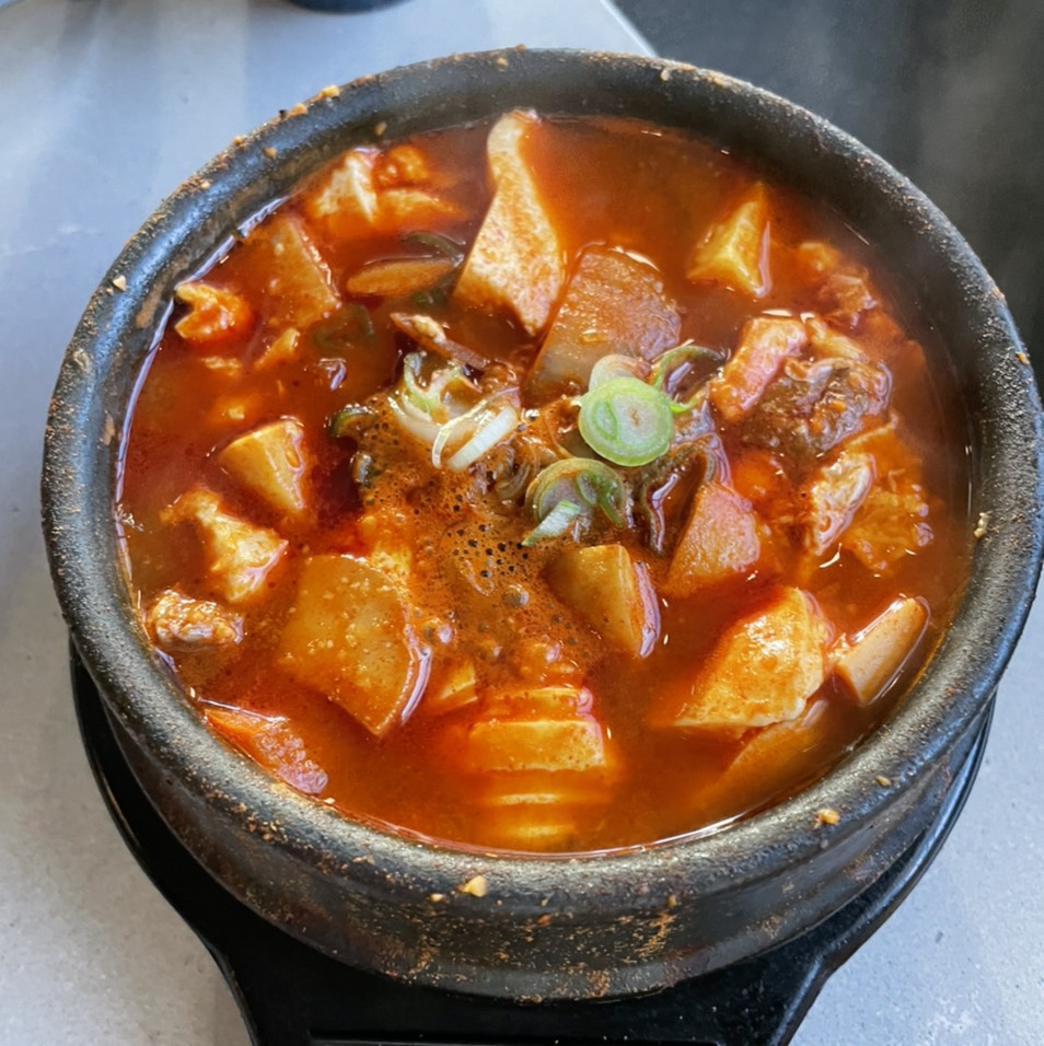 Spicy Tofu Jjigae $16 from AB Steak by Chef Akira Back on #foodmento http://foodmento.com/dish/53610