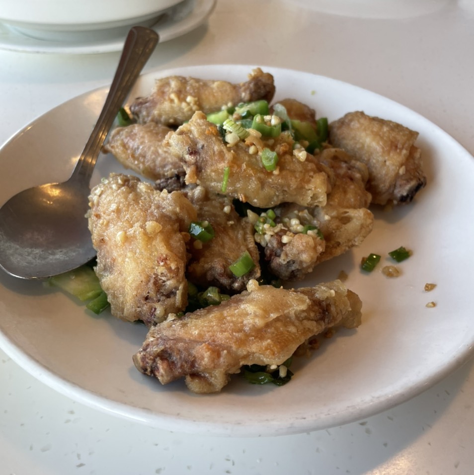 Spicy Salt Chicken Wings $11.50 at Phoenix Inn Chinese Cuisine on #foodmento http://foodmento.com/place/13856