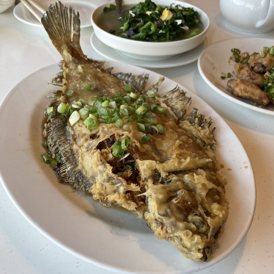Deep Fried Whole Fish (Sole) With Soy Sauce $20 at Phoenix Inn Chinese Cuisine on #foodmento http://foodmento.com/place/13856
