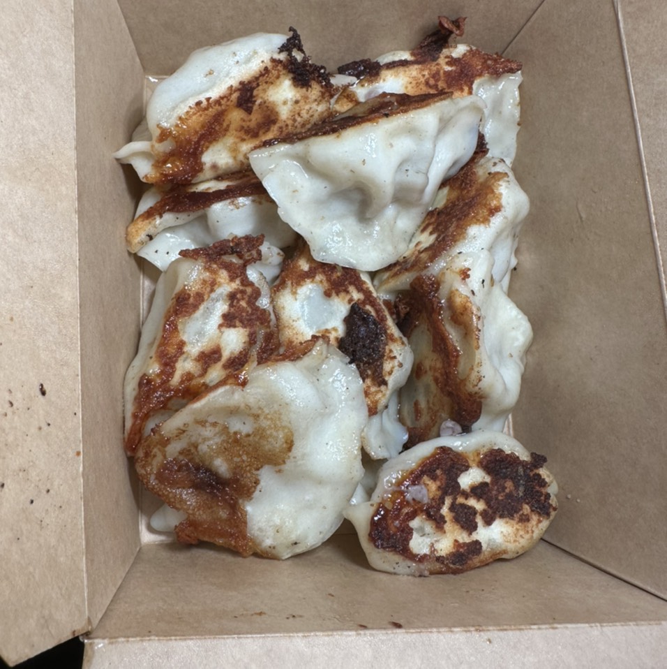 Pan Fried Pork Dumplings $12 from Mason’s Dumpling Shop on #foodmento http://foodmento.com/dish/53734
