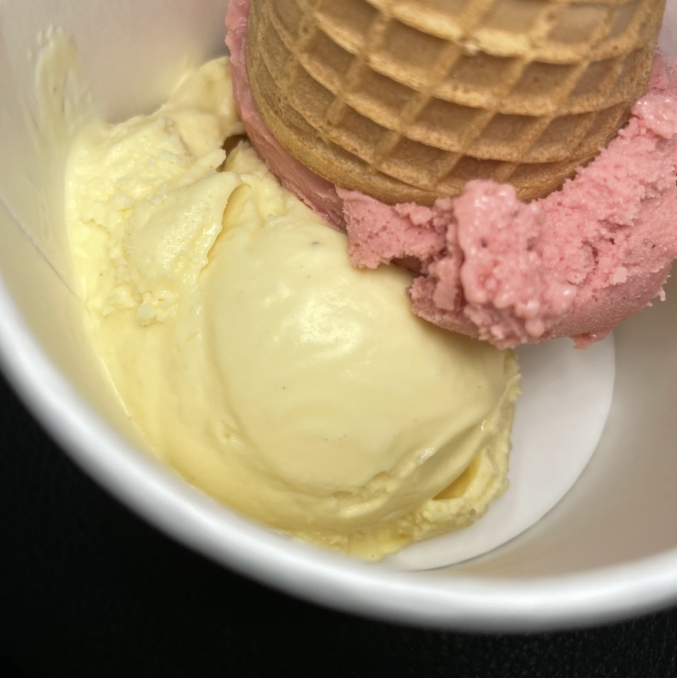 Coconut Lemon Saffron Ice Cream at Fifty Licks on #foodmento http://foodmento.com/place/13897