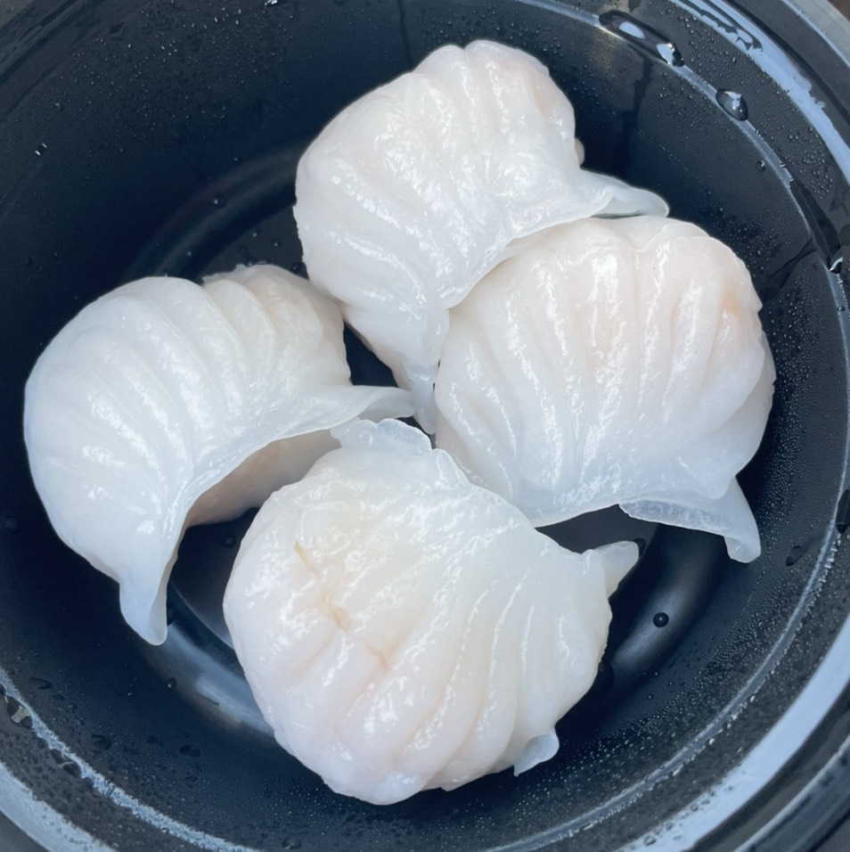 Har Gow (Shrimp Dumplings) $6 from IXLB Dimsum Eats on #foodmento http://foodmento.com/dish/53898