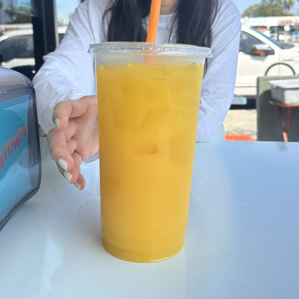 Mango Con Naranja Drink $3.75 at Sonoratown on #foodmento http://foodmento.com/place/13989