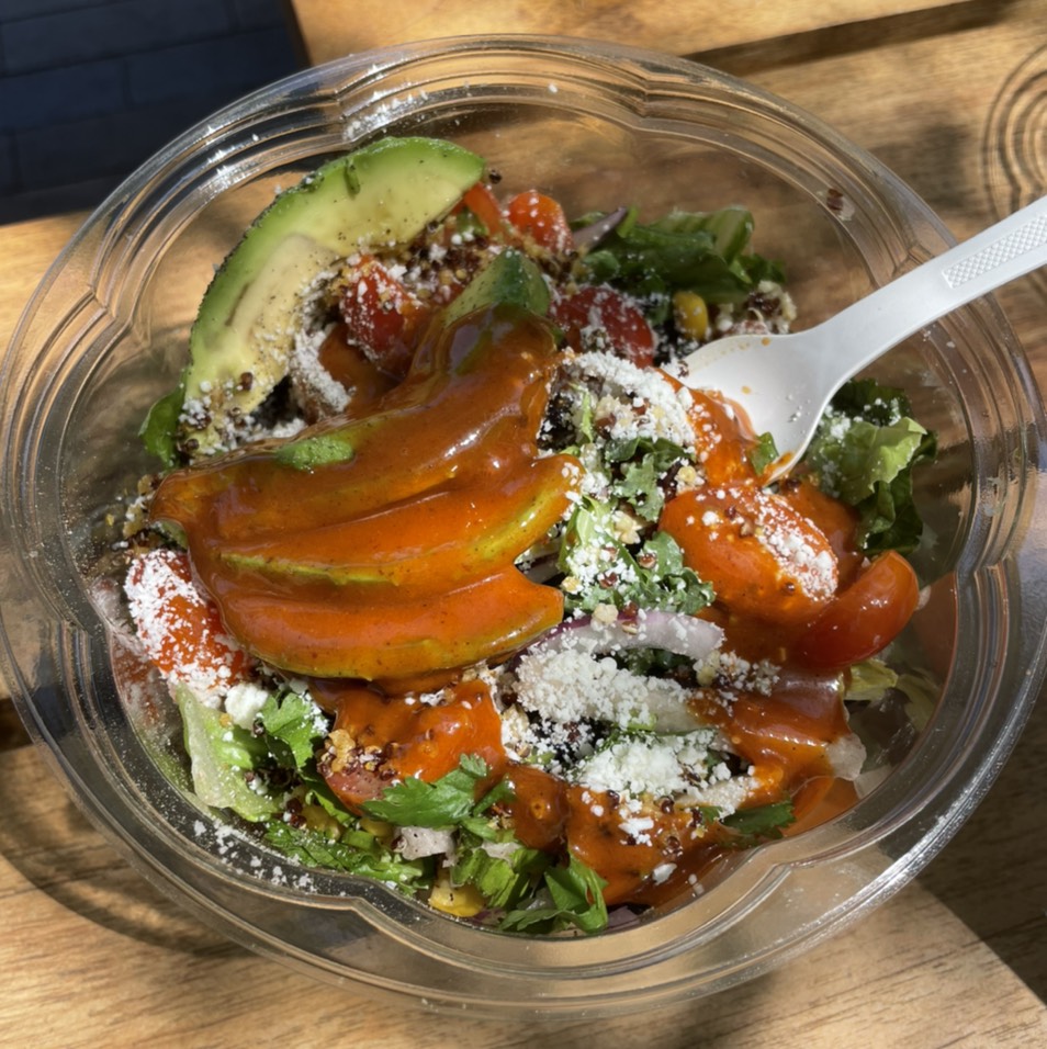 Avocado & Quinoa Superfood Ensalada $13.38 from Mendocino Farms on #foodmento http://foodmento.com/dish/54605