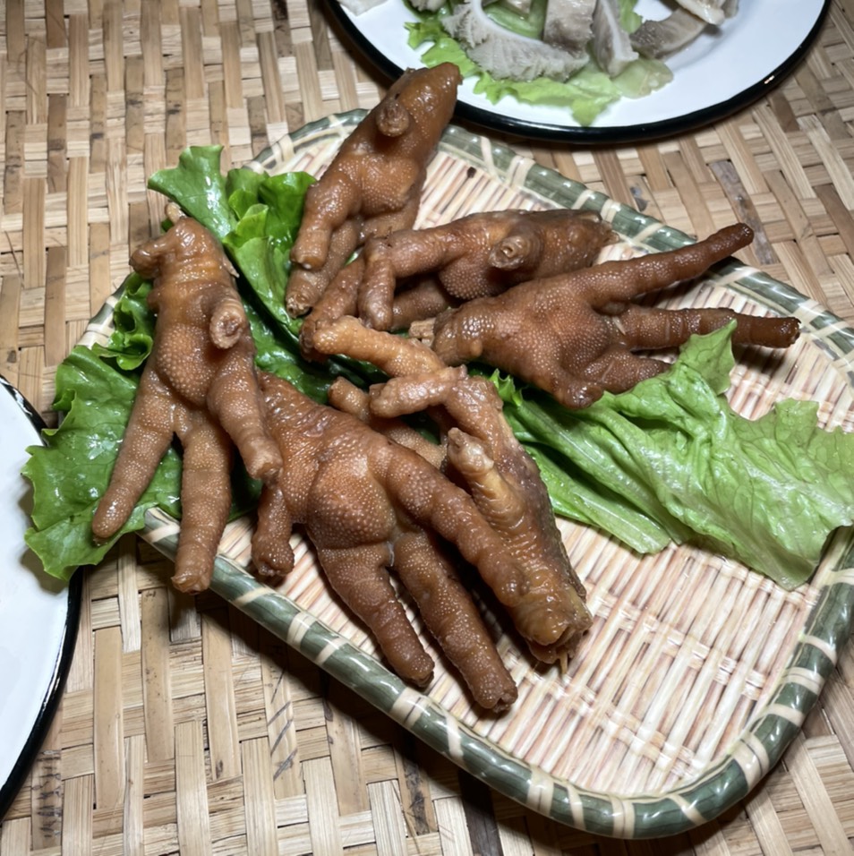Marinated Chicken Feet $12 at Chong Qing Yao Mei on #foodmento http://foodmento.com/place/14016