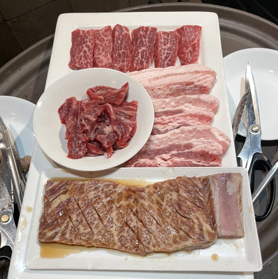 Course B (Soowon Galbi, Kkot Sal, Joo Mul Luk, Chadol, Pork Belly)  $155 at Soowon Galbi on #foodmento http://foodmento.com/place/14042