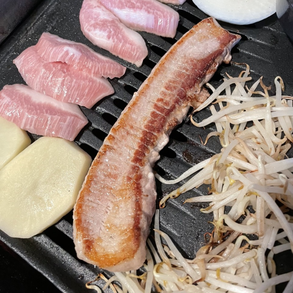 Pork Belly $22 Half from Yangmani on #foodmento http://foodmento.com/dish/54368