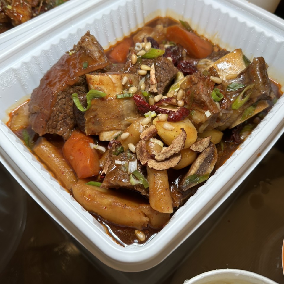 Galbi Jjim $68 at Jun Won Dak on #foodmento http://foodmento.com/place/14193