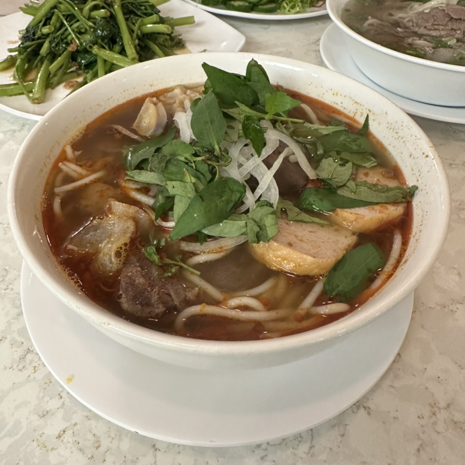 Bun Bo Hue $15 from Pho Vietnam on #foodmento http://foodmento.com/dish/55011