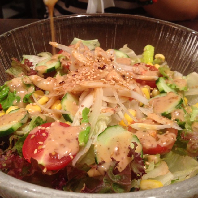 Tossed Green Salad from Ramen Santouka らーめん山頭火 on #foodmento http://foodmento.com/dish/5346