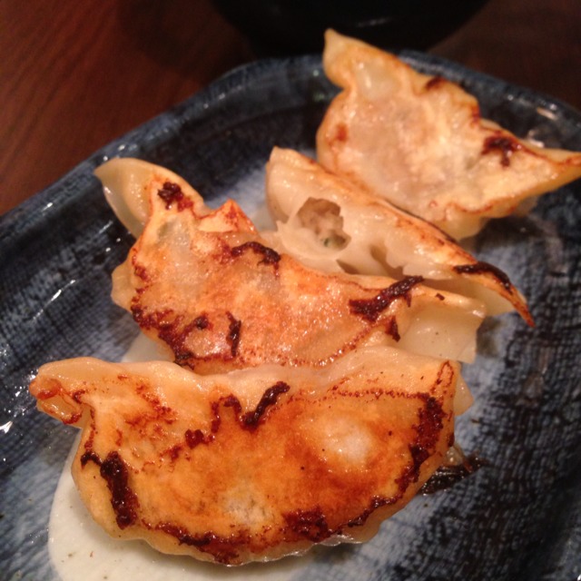 Kurobuta Gyoza (Pork Dumplings) at Ramen Santouka らーめん山頭火 on #foodmento http://foodmento.com/place/1419