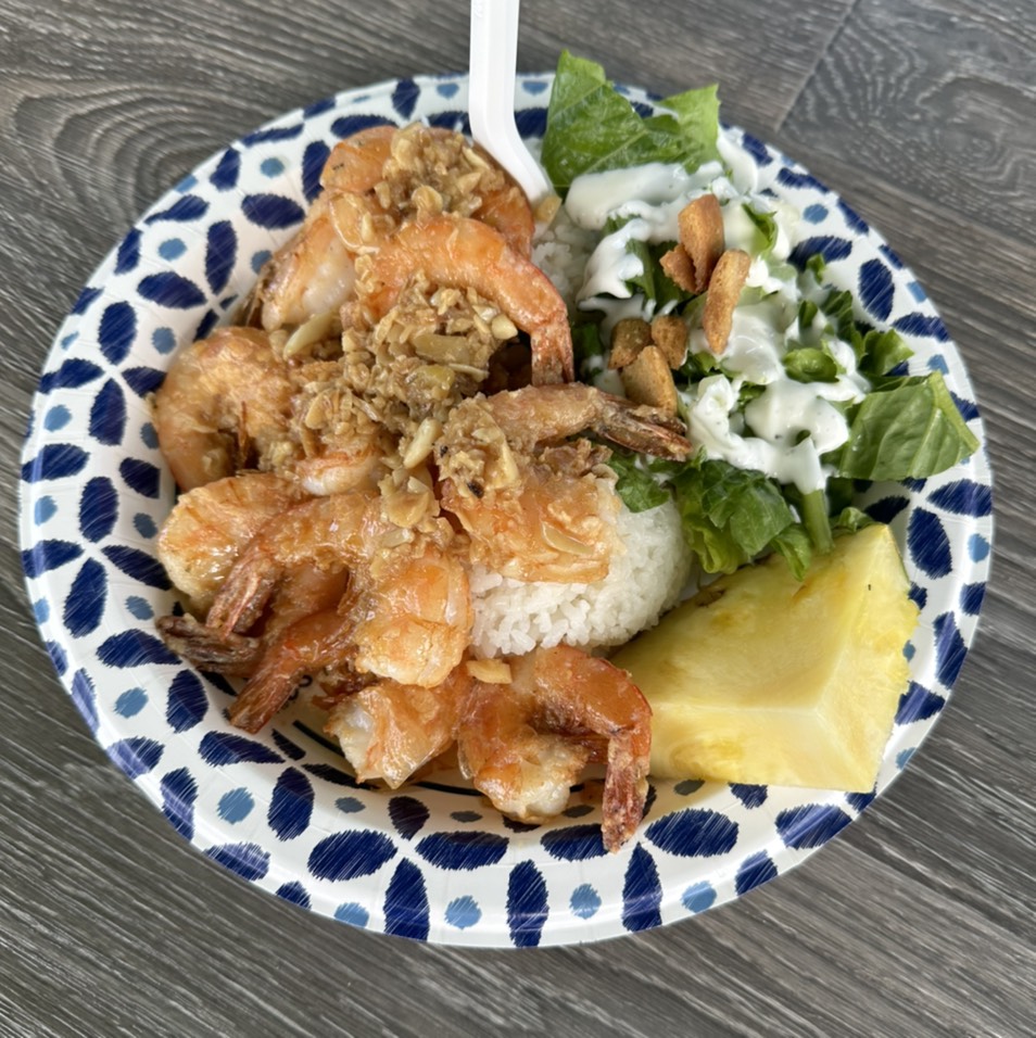 Garlic Butter Shrimp $15.50 on #foodmento http://foodmento.com/dish/55032