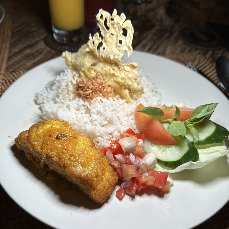 Ikan Woku (Snapper, Dabu Dabu) Special 95K on #foodmento http://foodmento.com/dish/55234